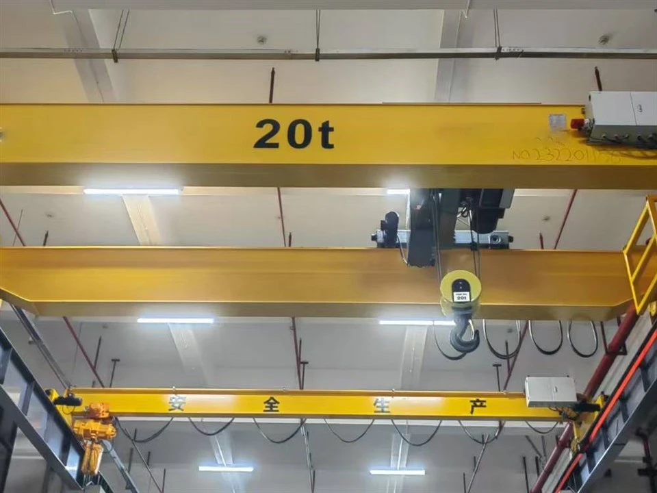 20 -tonsko težka obremenitev dvojnega nosilca EOT Crane za tovarniško uporabo